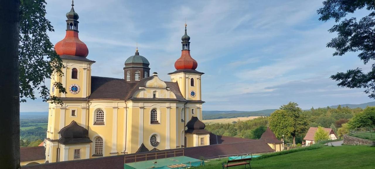 Apartman Novohradky 22 Benesov nad Cernou Екстериор снимка
